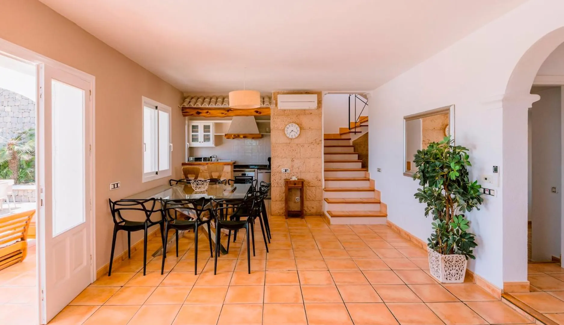 Villa Bellavista Has Stunning Views And A Private Infinity Pool Sant Jordi de ses Salines