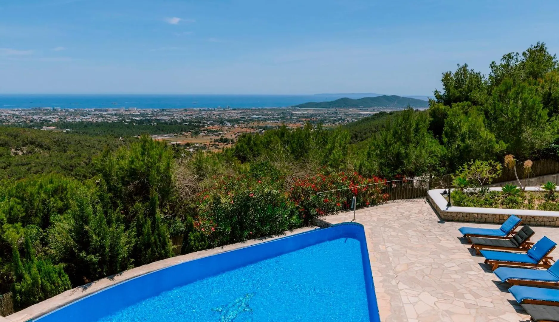 Villa Bellavista Has Stunning Views And A Private Infinity Pool Sant Jordi de ses Salines 0*,