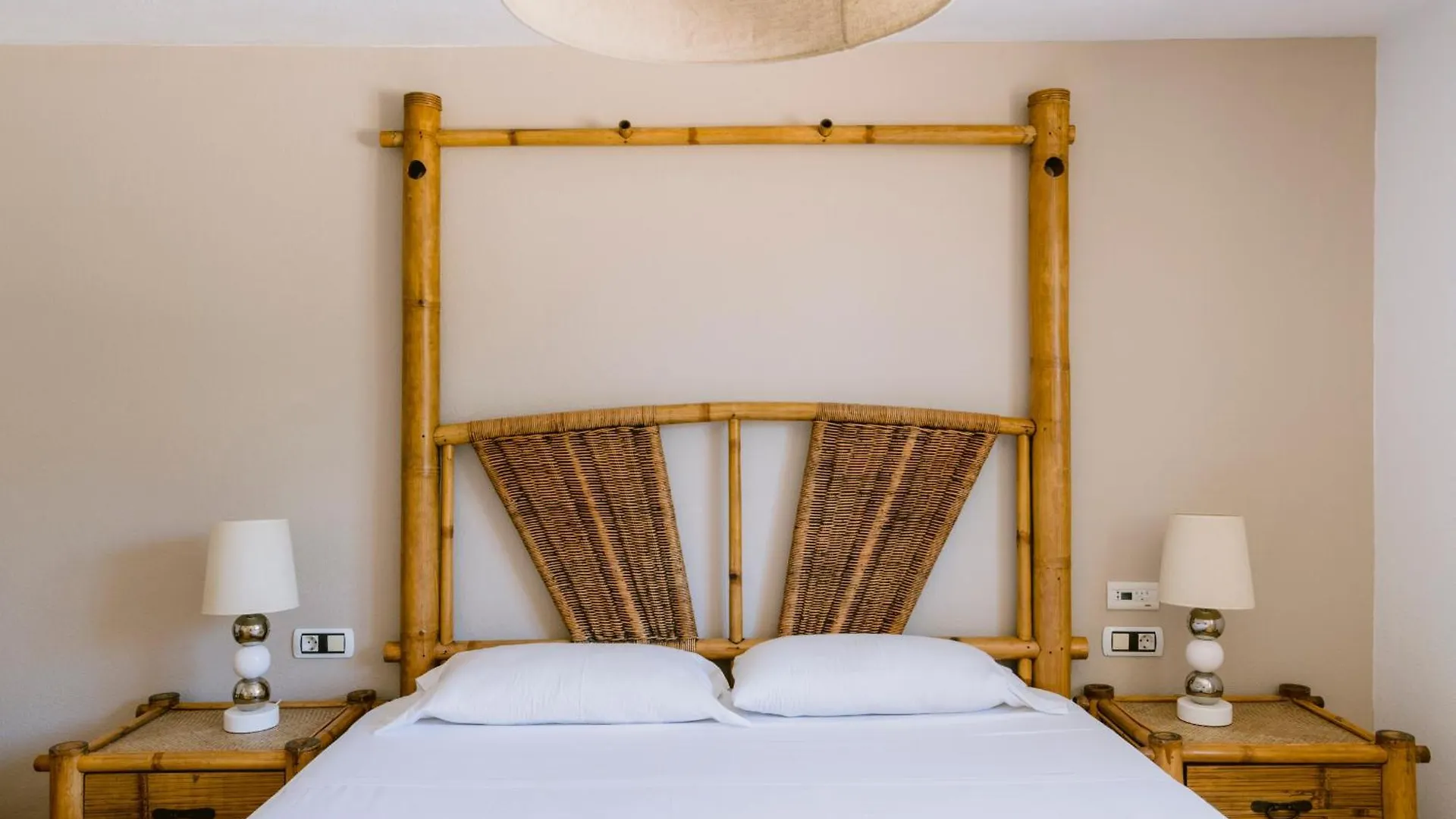 Villa Bellavista Has Stunning Views And A Private Infinity Pool Sant Jordi de ses Salines