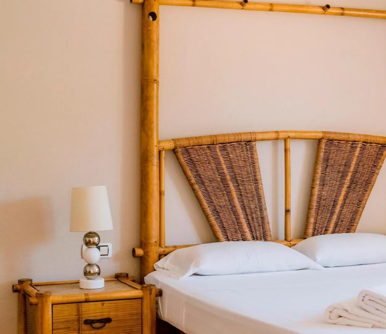 Villa Bellavista Has Stunning Views And A Private Infinity Pool Sant Jordi de ses Salines