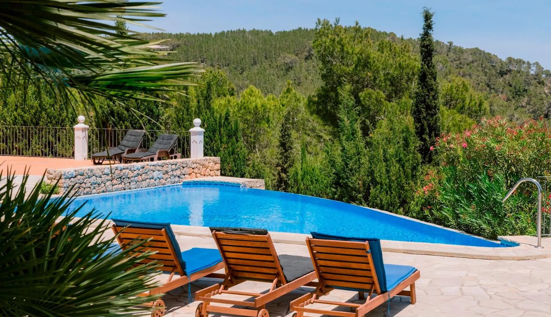 Villa Bellavista Has Stunning Views And A Private Infinity Pool Sant Jordi de ses Salines